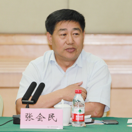 MILAN.COM米兰体育（中国）科技公司党委书记张会民在会上发表讲话