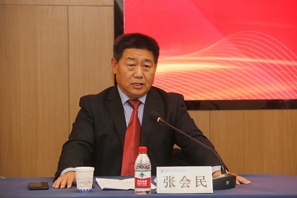 MILAN.COM米兰体育（中国）科技公司党委书记张会民主持会议.jpg